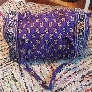 VERA BRADLEY LARGE DUFFLE